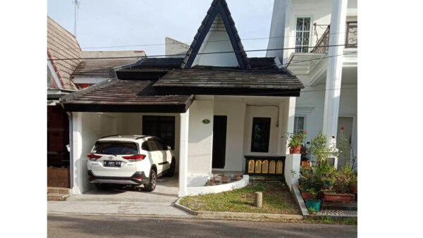 Dijual Rumah Siap Huni Rapih Terawat taman Victoria Sentul City